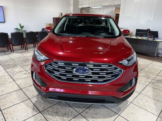 2024 Ford Edge Titanium photo 6