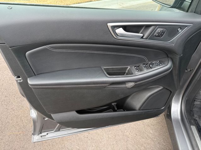 2024 Ford Edge Titanium AWD - 22987988 - 3