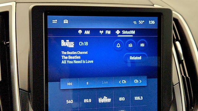 2024 Ford Edge Titanium AWD - 22991280 - 17