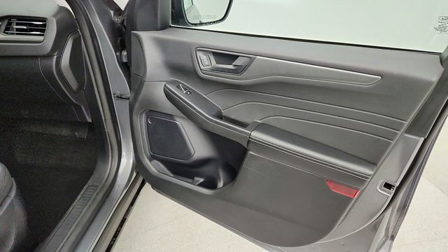 2024 Ford Escape Active AWD with Tech Pack #1 - 22945457 - 24