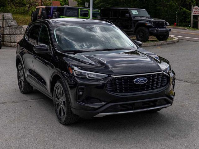 2024 Ford Escape Platinum - 23077031 - 2