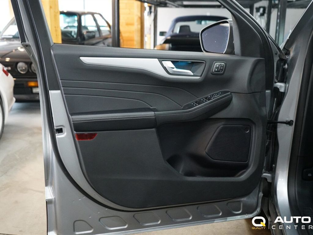 2024 Ford Escape Platinum AWD - 22935080 - 12