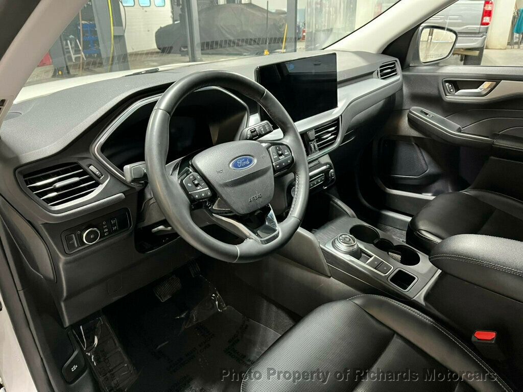 2024 Ford Escape Platinum AWD - 22980184 - 10