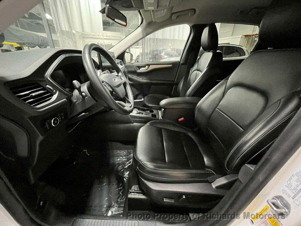 2024 Ford Escape Platinum AWD - 22980184 - 11