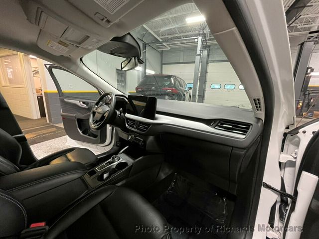 2024 Ford Escape Platinum AWD - 22980184 - 16