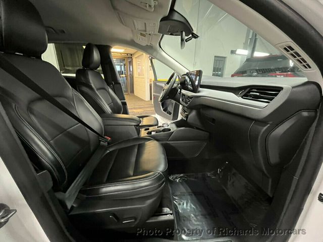 2024 Ford Escape Platinum AWD - 22980184 - 18