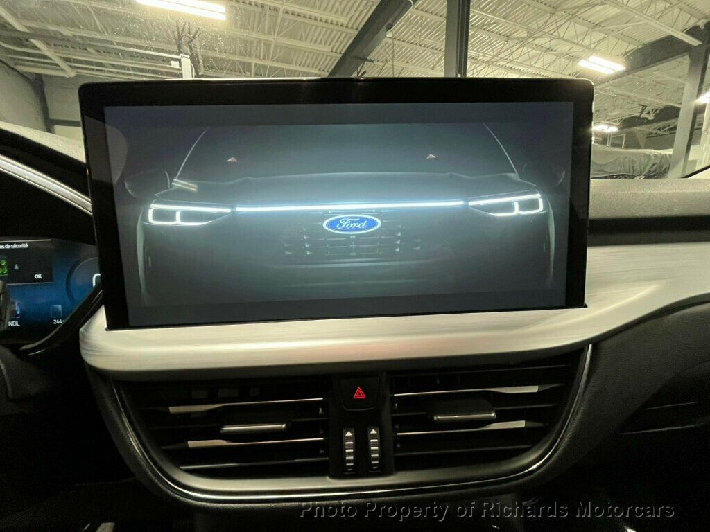 2024 Ford Escape Platinum AWD - 22980184 - 20