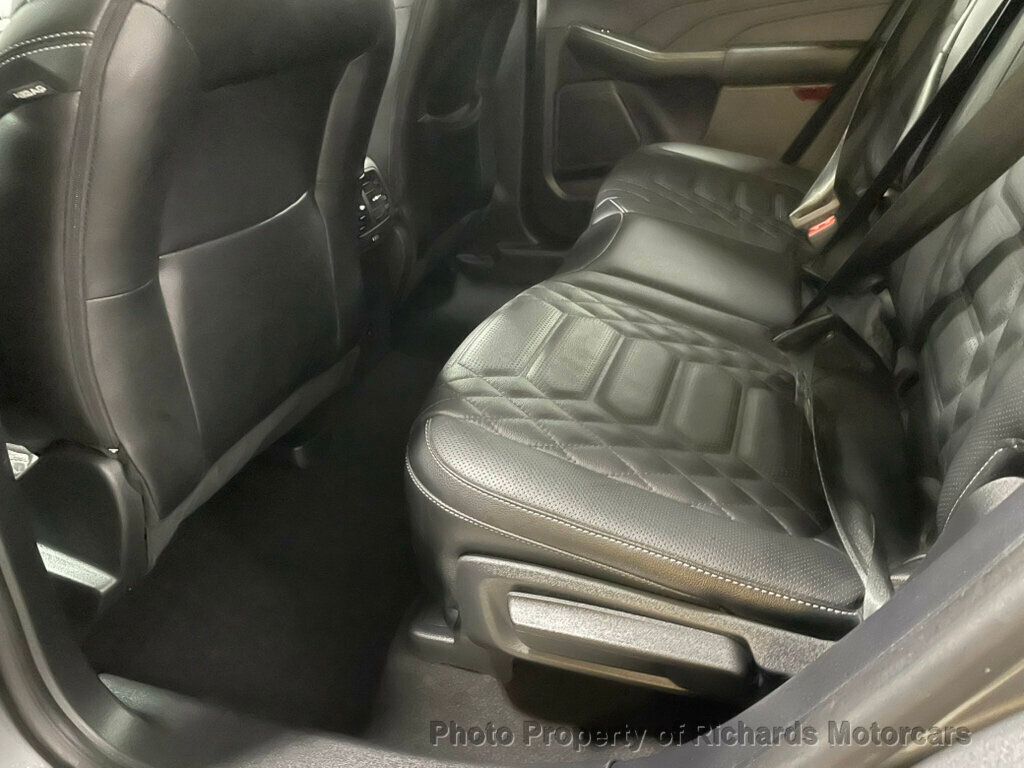 2024 Ford Escape Platinum AWD - 22980341 - 16