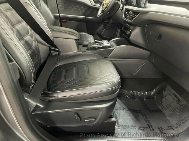 2024 Ford Escape Platinum AWD - 22980341 - 21