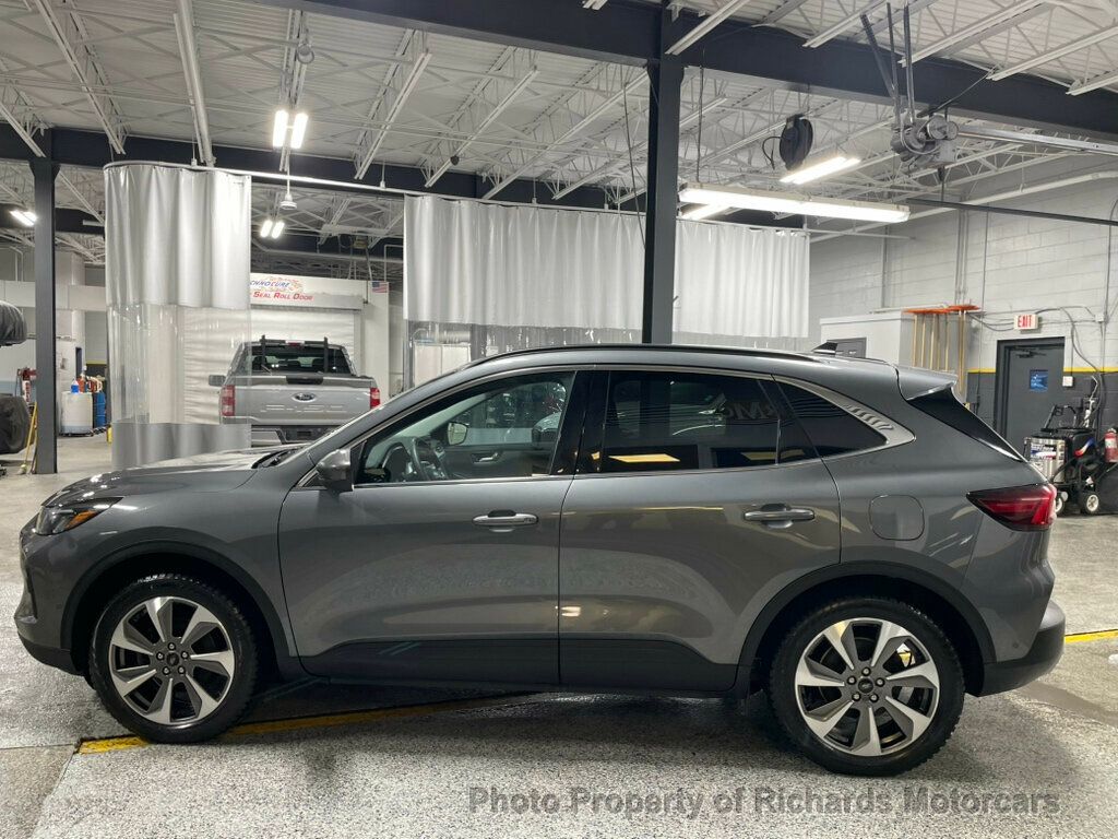 2024 Ford Escape Platinum AWD - 22980341 - 4