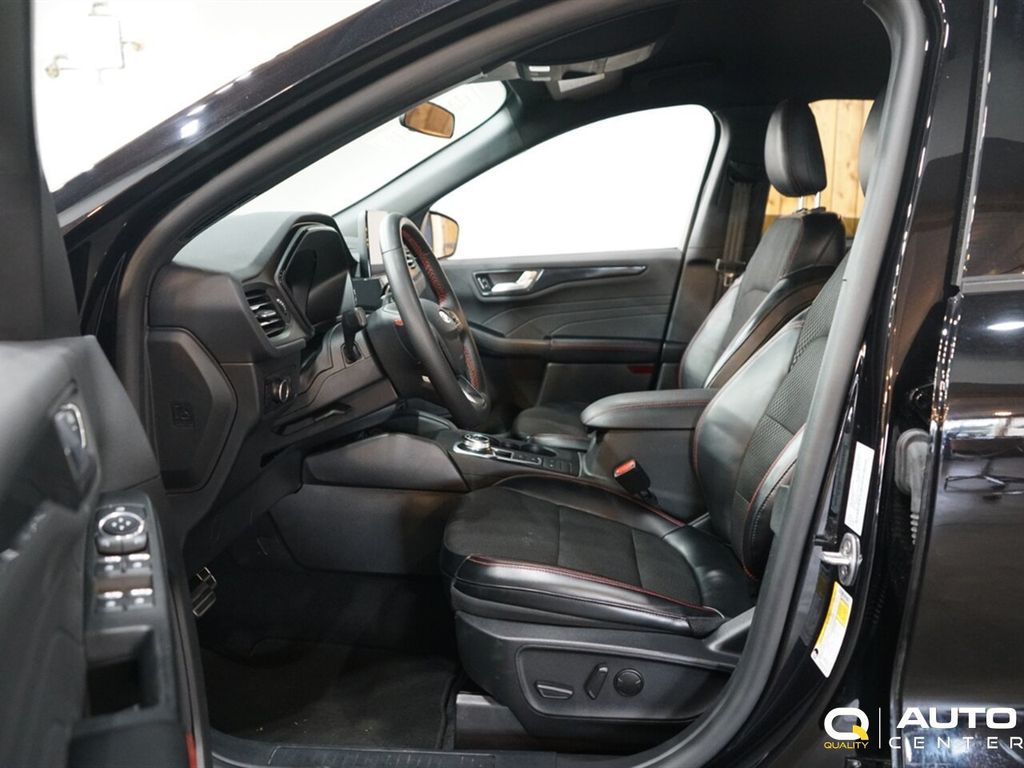 2024 Ford Escape ST-Line AWD - 22947821 - 14