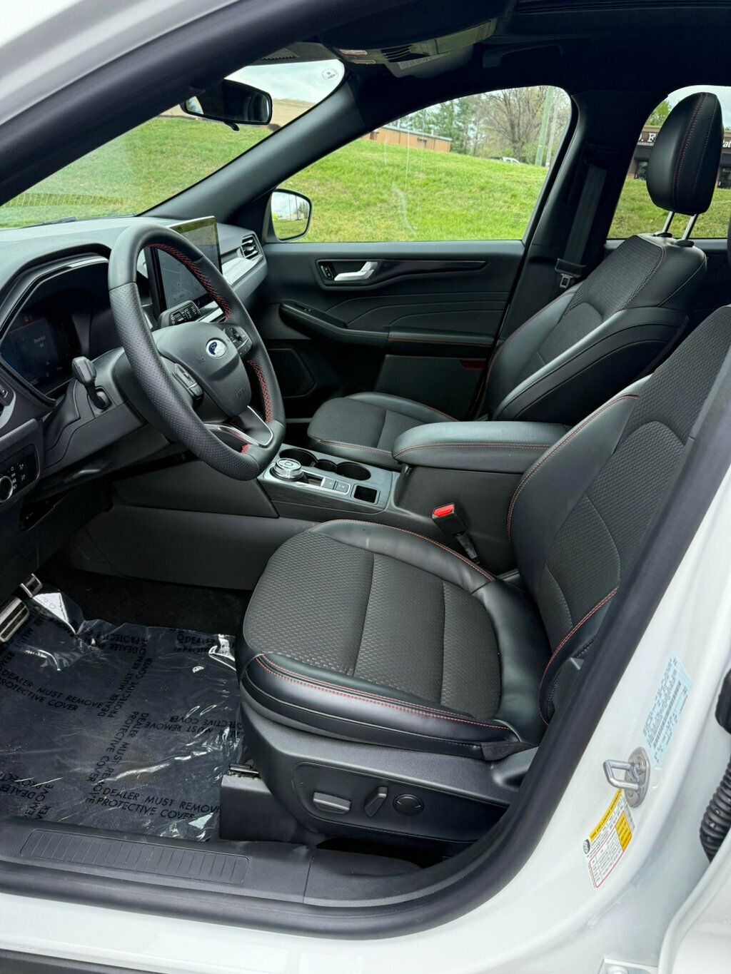 2024 Ford Escape ST-Line photo 10