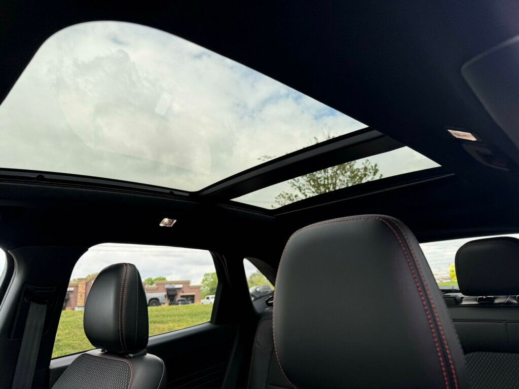 2024 Ford Escape ST-Line photo 25