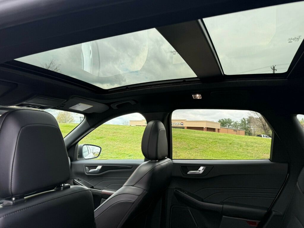 2024 Ford Escape ST-Line photo 26