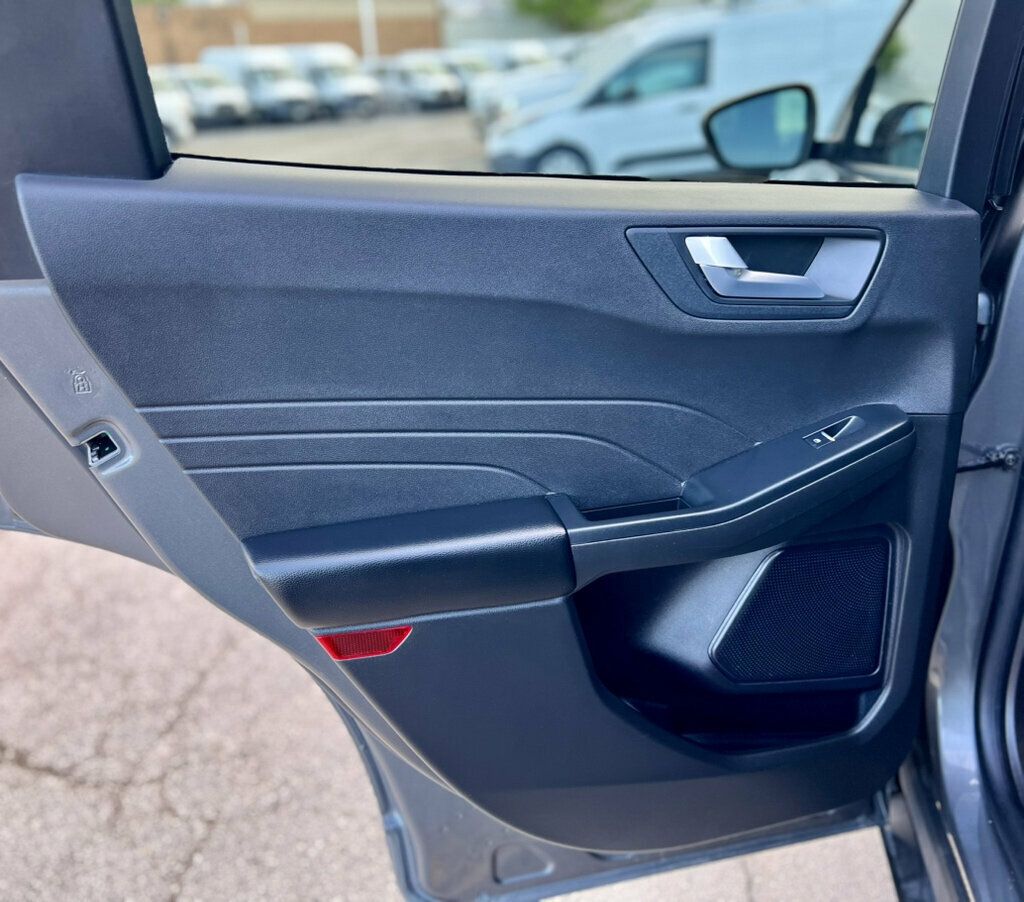 2024 Ford Escape ST-Line AWD - 23069842 - 15