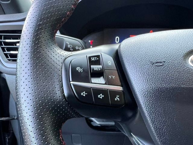 2024 Ford Escape ST-Line AWD - 23069842 - 17