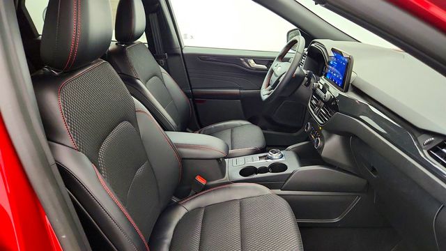2024 Ford Escape ST-Line AWD w/ Panoramic Vista Roof - 23043134 - 20