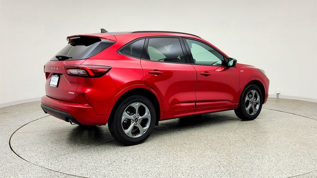 2024 Ford Escape ST-Line AWD w/ Panoramic Vista Roof - 23043134 - 4