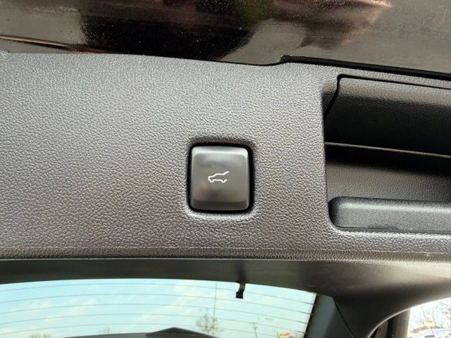 2024 Ford Escape ST-Line FWD - 22990998 - 17