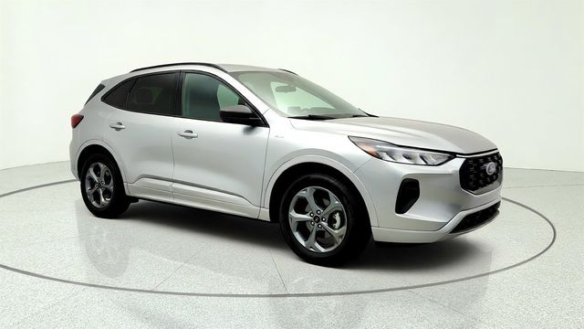2024 Ford Escape ST-Line FWD w/ Cold Weather Pkg - 23047632 - 2