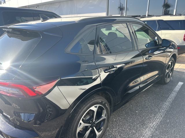 2024 Ford Escape ST-Line Select AWD - 22946690 - 3