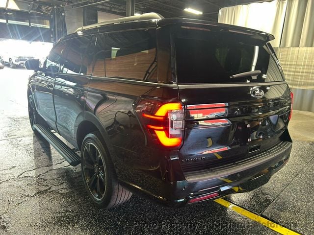 2024 Ford Expedition Limited's photo