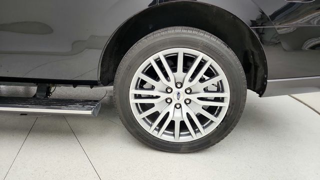 2024 Ford Expedition Limited 4x4 with 2nd Row Power Folding Bench Seat - 22952595 - 8