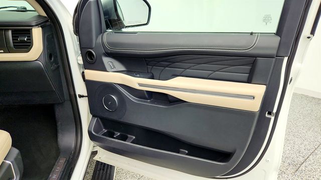 2024 Ford Expedition Platinum 4x4 - 23011343 - 24