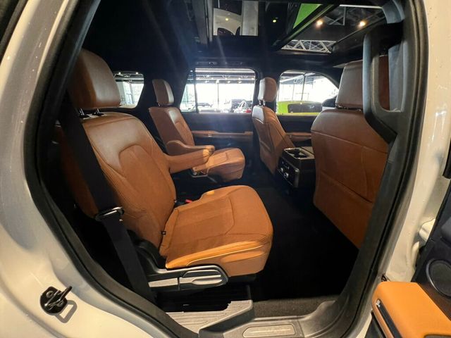 2024 Ford Expedition Platinum/4x4/CaptainsChairs/Htd&CldSeats/HtdSteerWheel/360Cam - 22997665 - 14