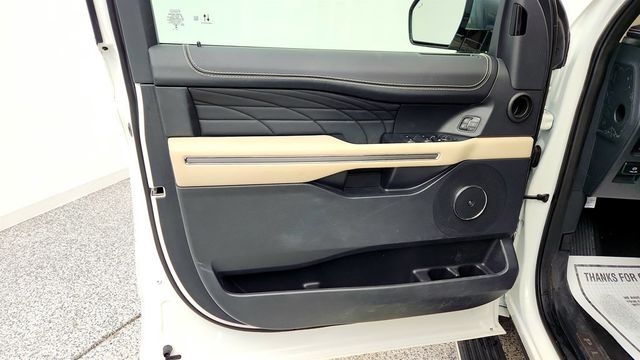 2024 Ford Expedition Platinum 4x4 w/ Heavy-Duty Tow Pkg - 23011343 - 10