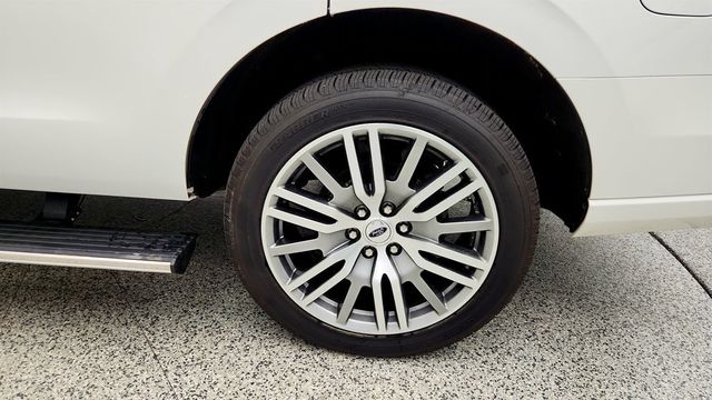 2024 Ford Expedition Platinum 4x4 w/ Heavy-Duty Tow Pkg - 23011343 - 8