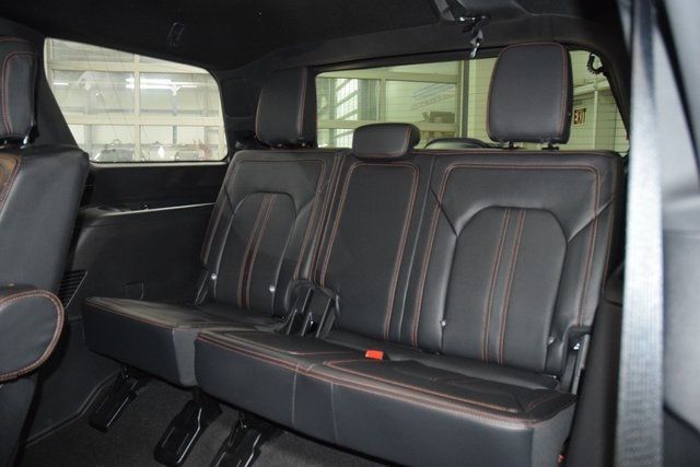 2024 Ford Expedition Timberline - 22969185 - 41