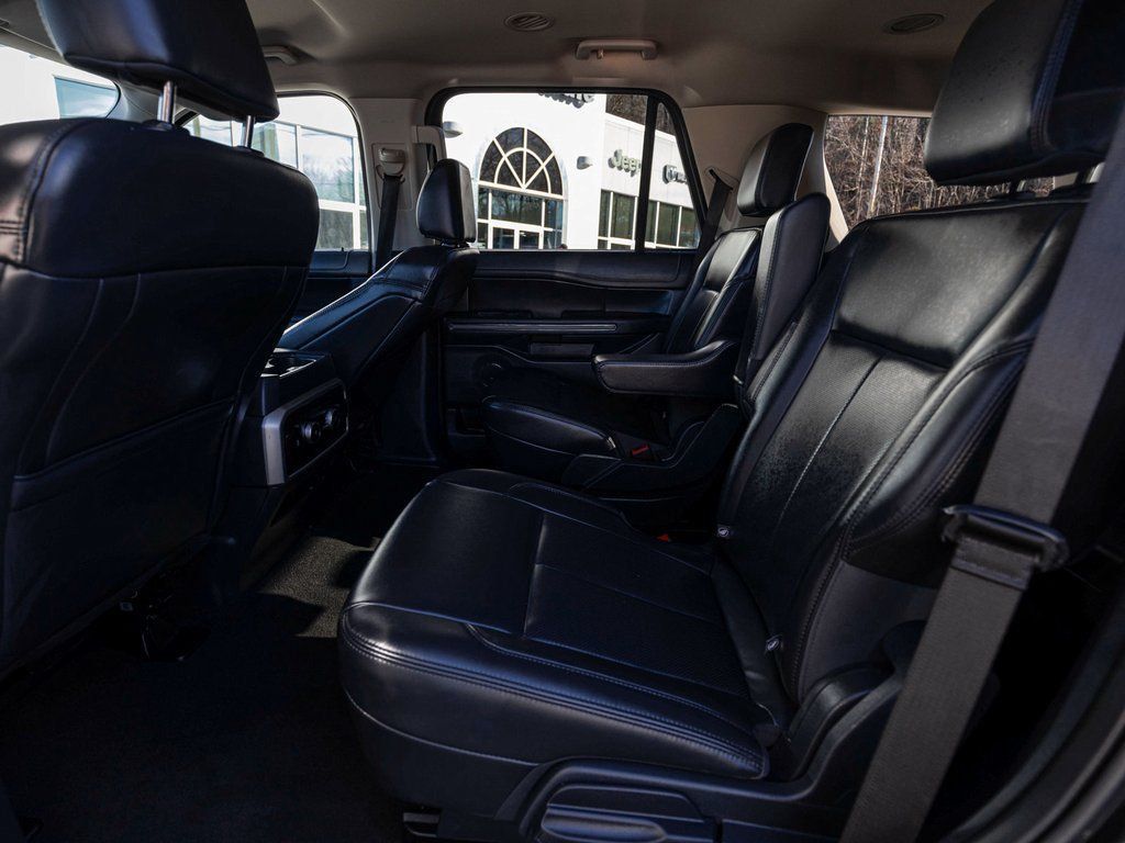 Ford Expedition photo 21
