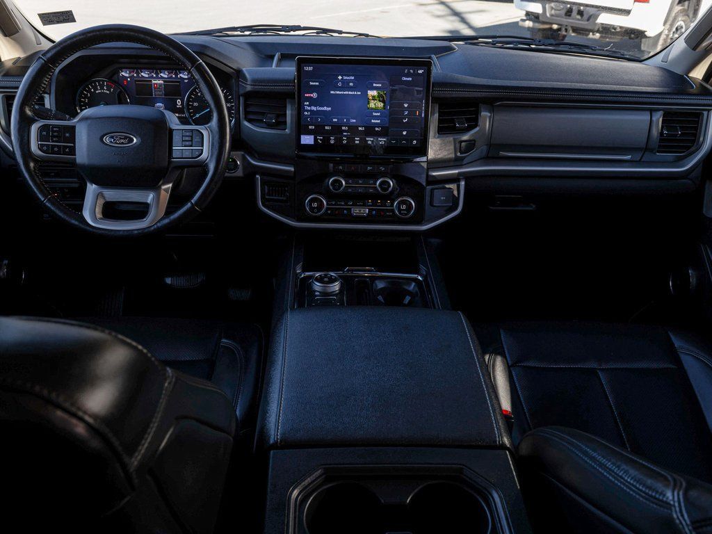 Ford Expedition photo 26