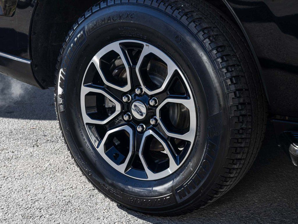 Ford Expedition photo 5