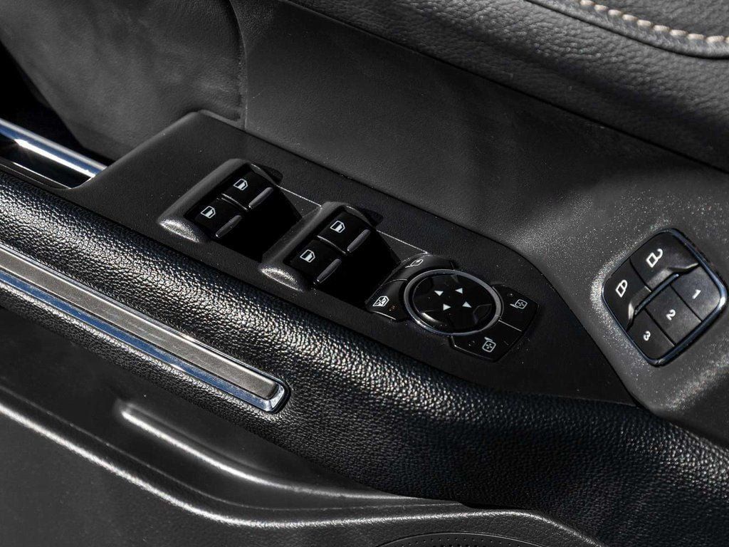Ford Expedition photo 7