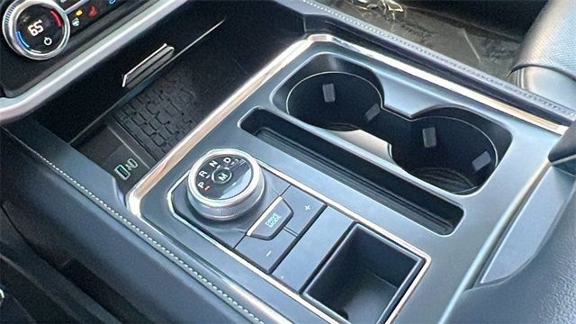 2024 Ford Expedition XLT 4x2 - 22842437 - 28