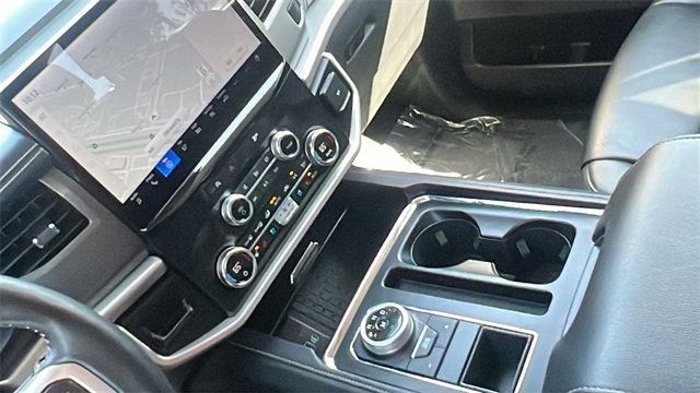 2024 Ford Expedition XLT 4x2 - 22842437 - 29