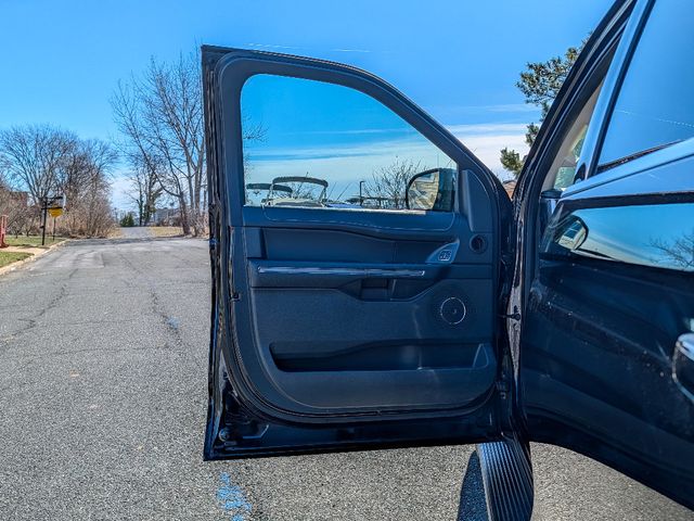 2024 Ford Expedition XLT 4x4 - 22998561 - 9