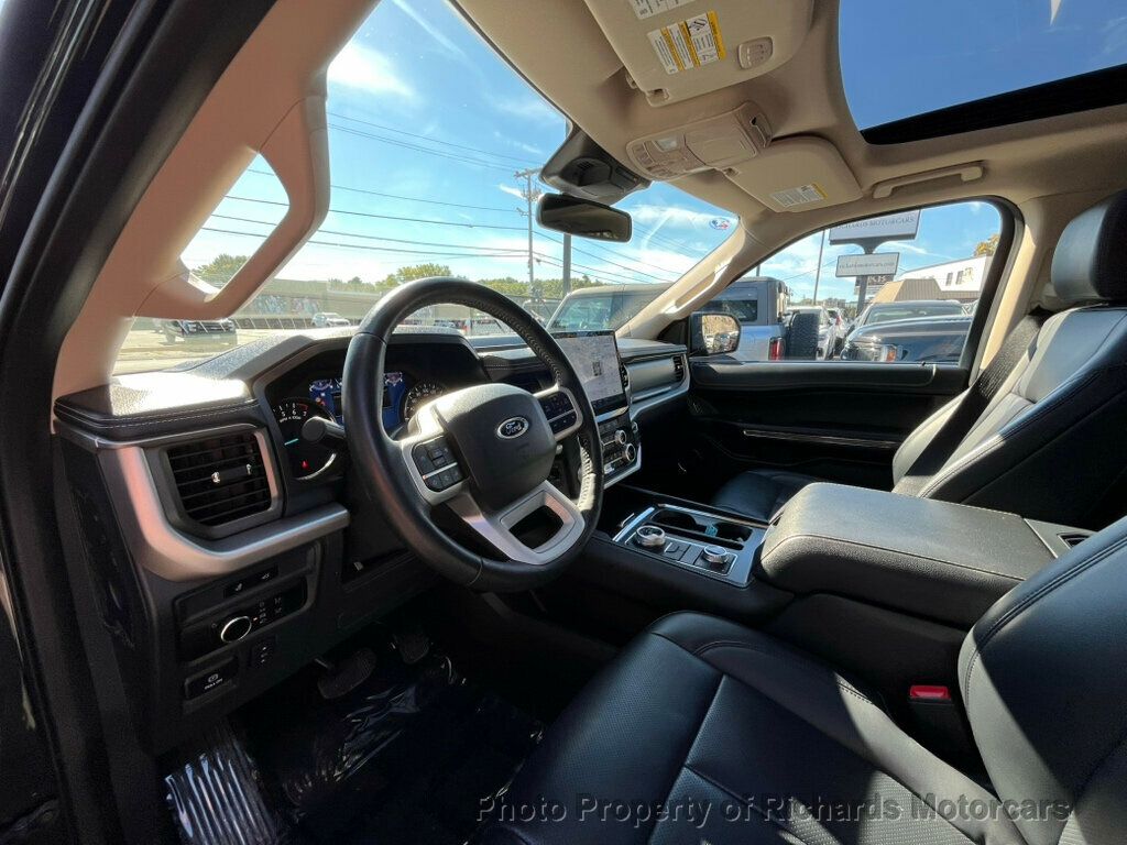 2024 Ford Expedition XLT photo 12