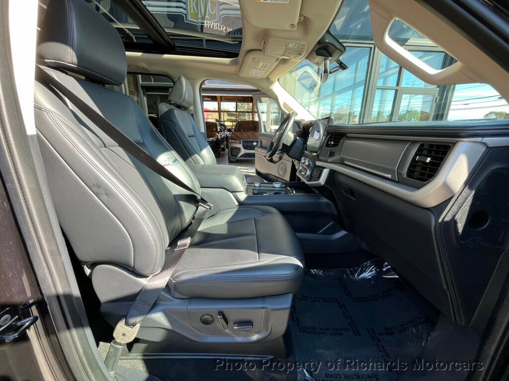 2024 Ford Expedition XLT photo 20