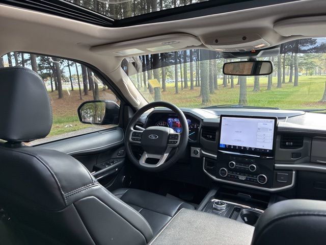 2024 Ford Expedition XLT 4x4 - 22991934 - 25