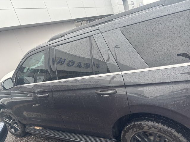 2024 Ford Expedition XLT 4x4 - 22991934 - 5