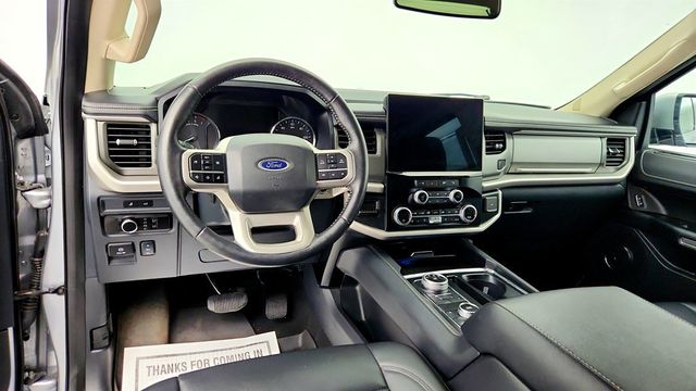 2024 Ford Expedition XLT 4x4 w/ 302A High Pkg, 22'' Wheels, & 8 Person Seating - 23011365 - 11