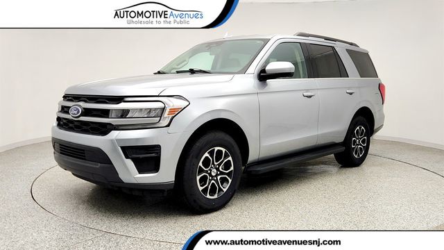 2024 Ford Expedition XLT 4x4 with Equipment Group 202A - 23011365 - 0