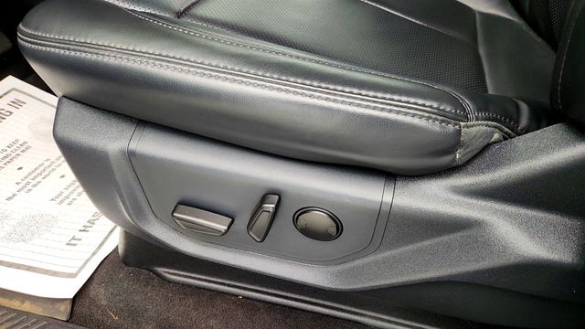 2024 Ford Expedition XLT 4x4 with Equipment Group 202A - 23011365 - 10