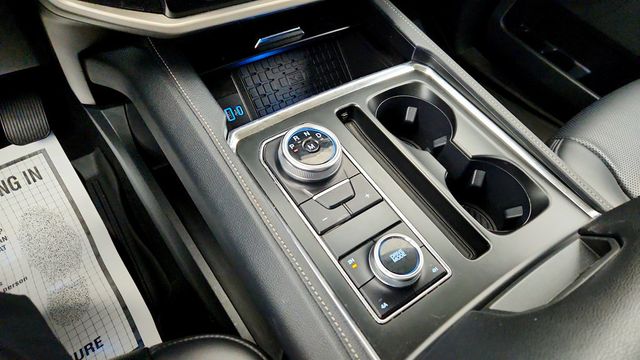 2024 Ford Expedition XLT 4x4 with Equipment Group 202A - 23011365 - 15