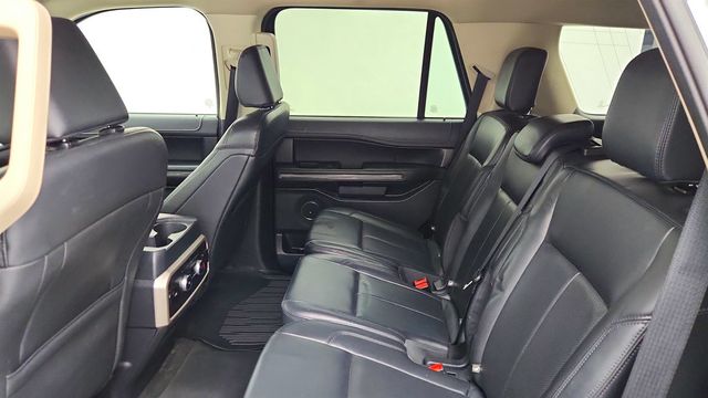 2024 Ford Expedition XLT 4x4 with Equipment Group 202A - 23011365 - 20