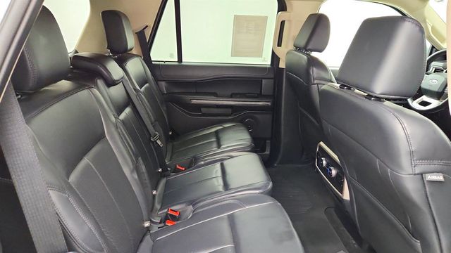 2024 Ford Expedition XLT 4x4 with Equipment Group 202A - 23011365 - 23