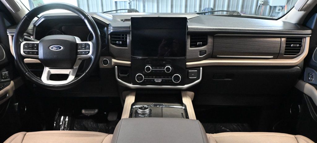 Ford Expedition MAX photo 11